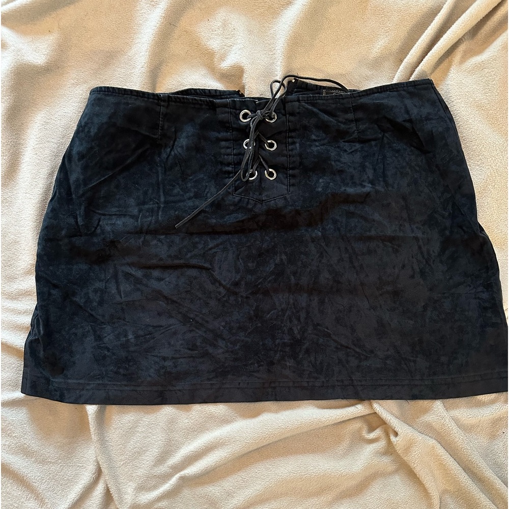 Express black suede skirt